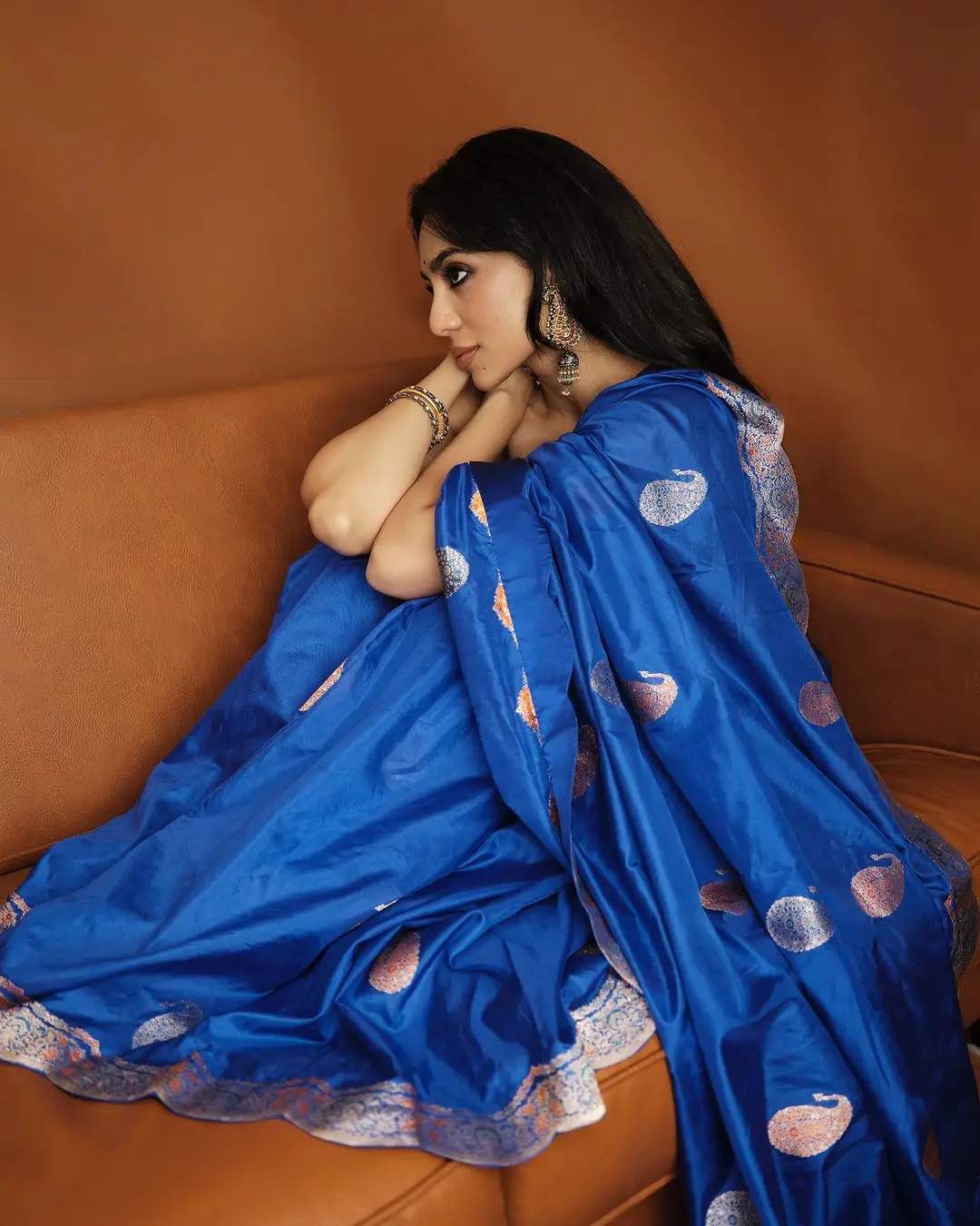 Sobhita Dhulipala Photos in Blue Saree Sleeveless Blouse